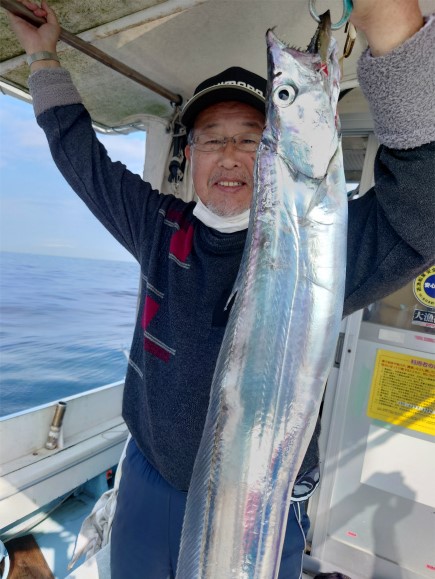 船釣り初心者にも人気の魚タチウオ
